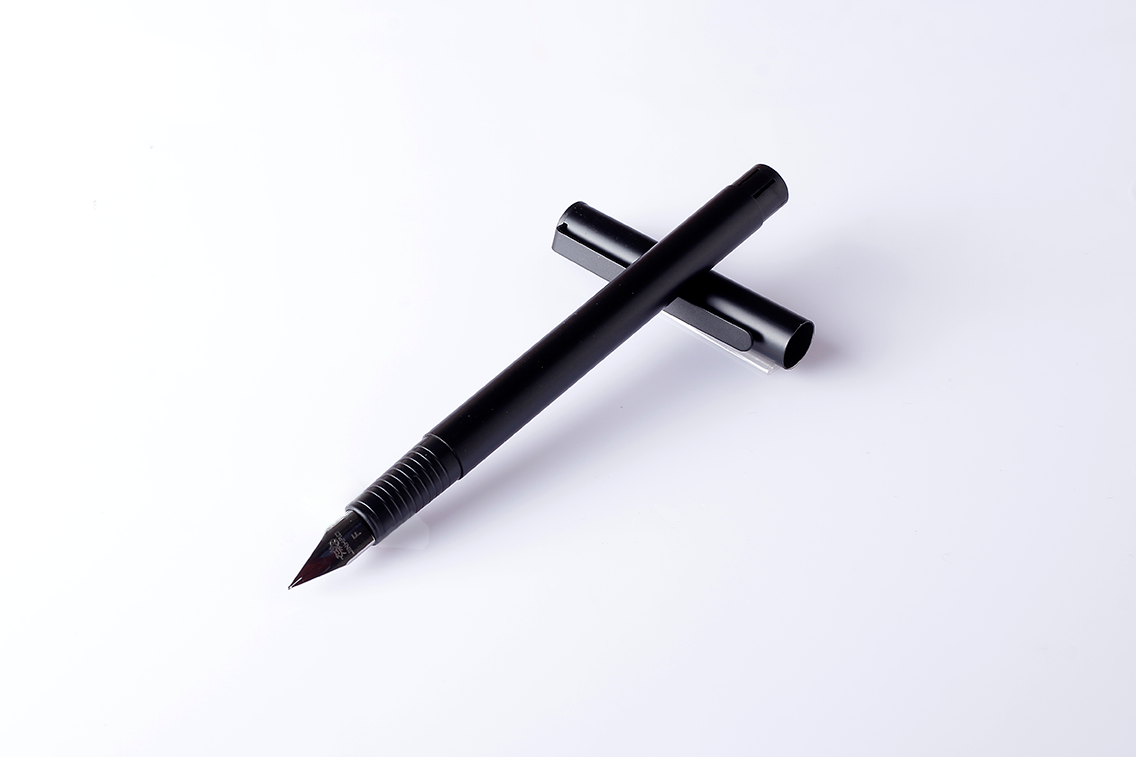 قلم حبر جينهاو FP-65