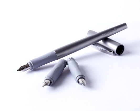 Schneider Calligraphy fountain pen