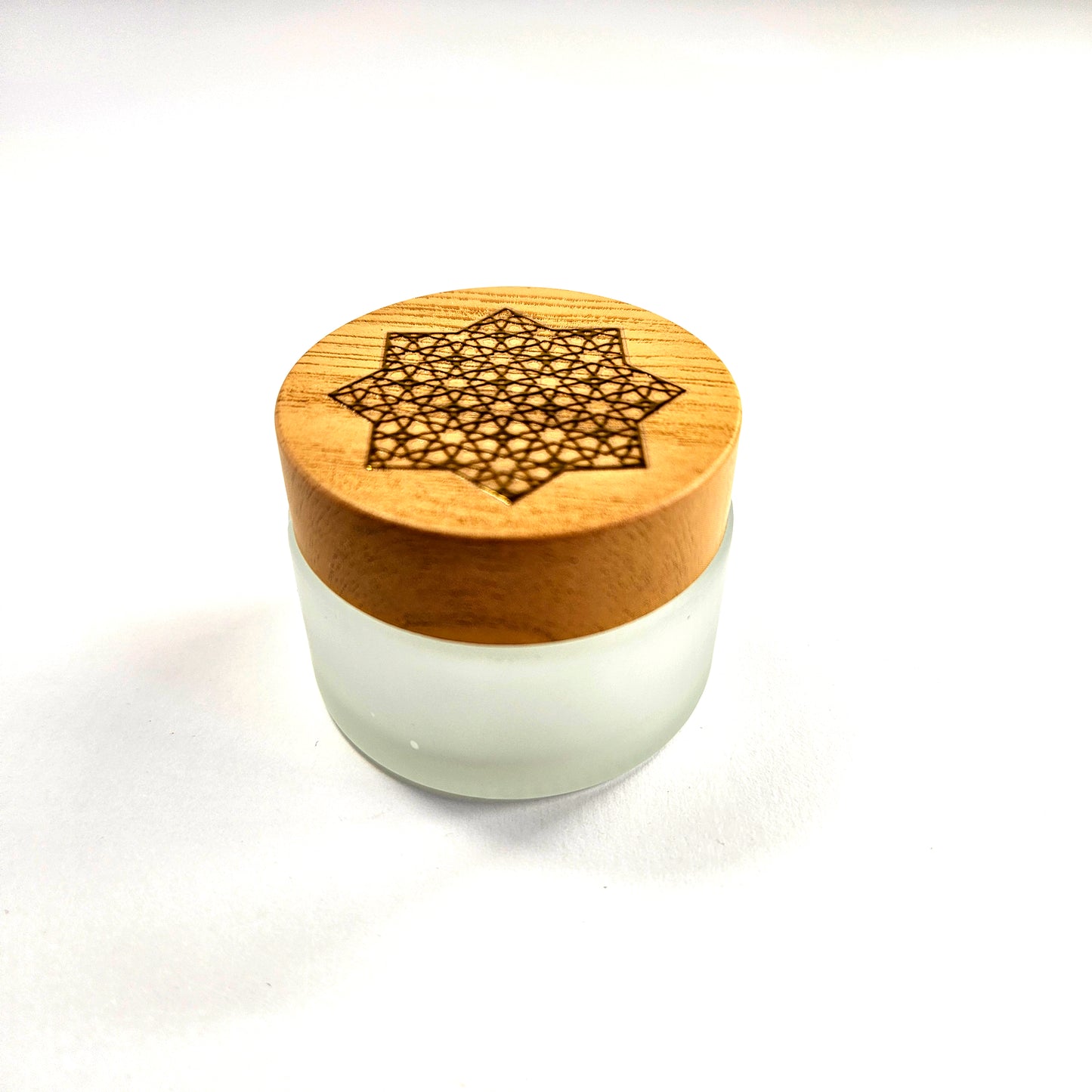 محبرة بلاستيكية شفافة مع غطاء خشبي