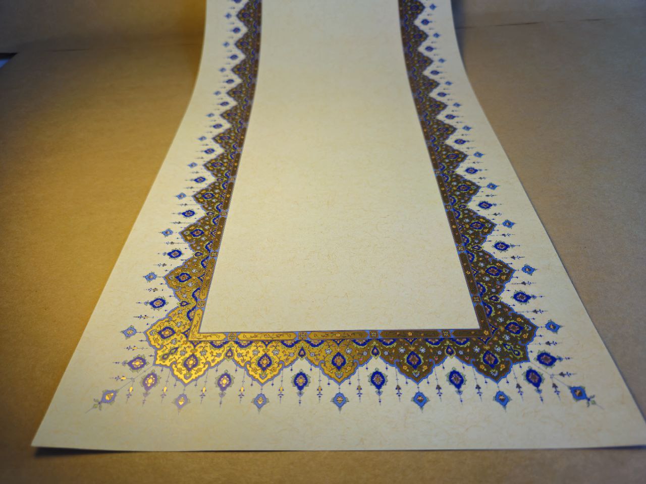 ورق مزخرفة ل 47 × 20 سم